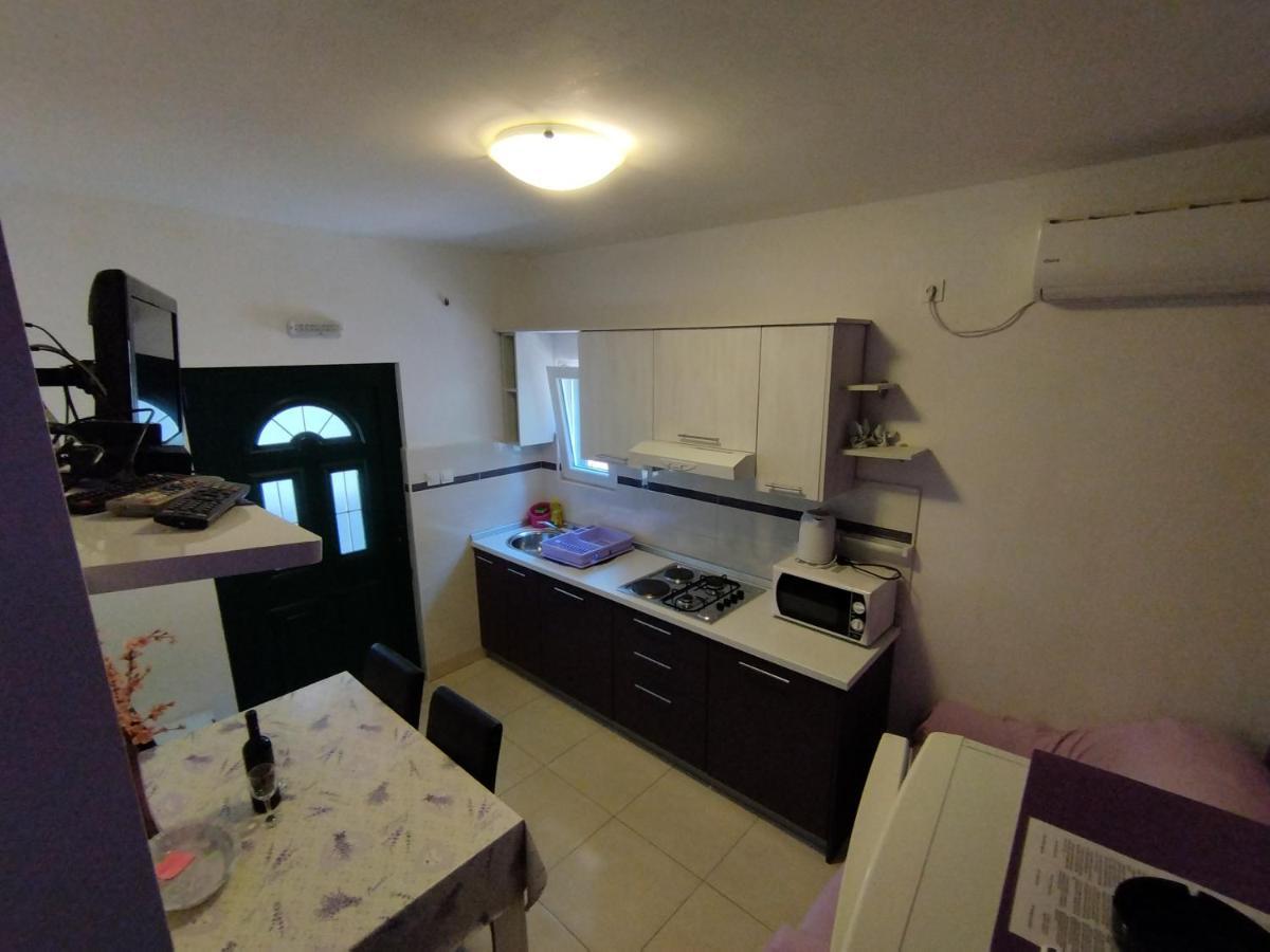 Apratman Uvala Duboka Kruscica Apartamento *